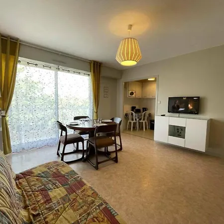 Avec Balcon Et Parking Pres De La - St-jean-de-monts - Fr-1-224c-284 *