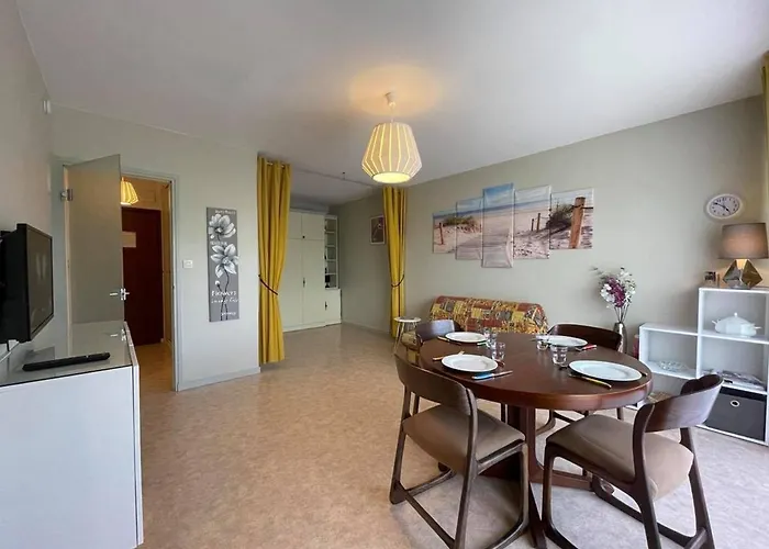 Avec Balcon Et Parking Pres De La - St-jean-de-monts - Fr-1-224c-284 Lägenhet Saint-Jean-de-Monts