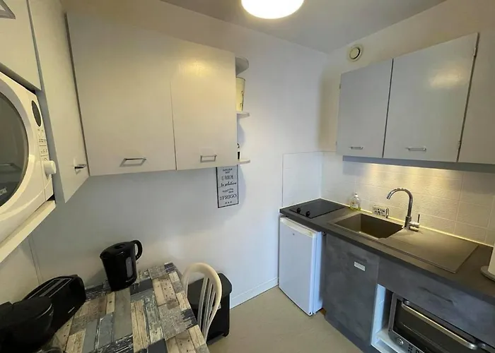 Avec Balcon Et Parking Pres De La - St-jean-de-monts - Fr-1-224c-284 * Saint-Jean-de-Monts